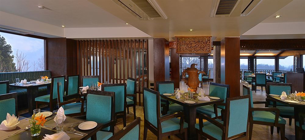 Golden Tulip Srinagar Ξενοδοχείο Εξωτερικό φωτογραφία