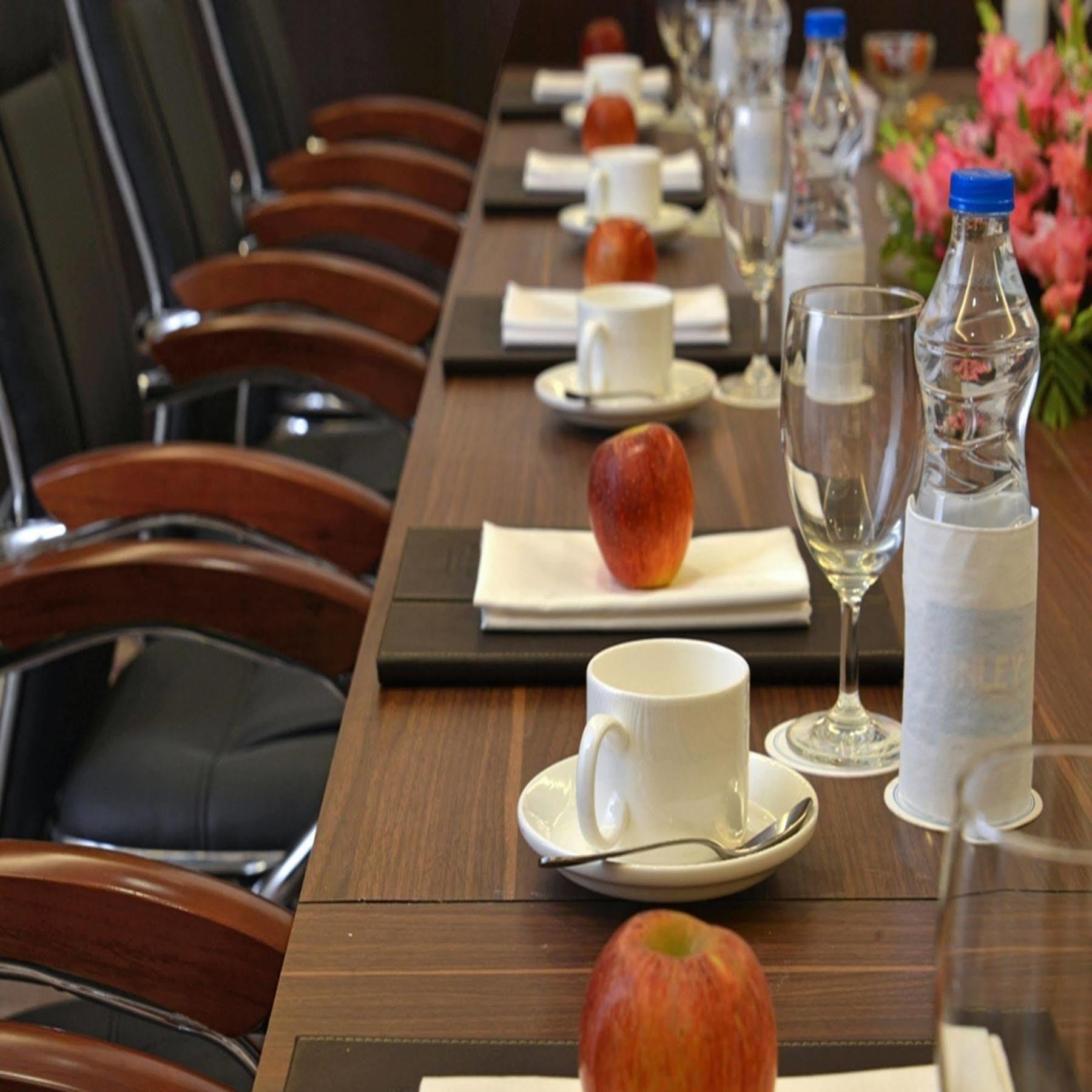 Golden Tulip Srinagar Ξενοδοχείο Εξωτερικό φωτογραφία
